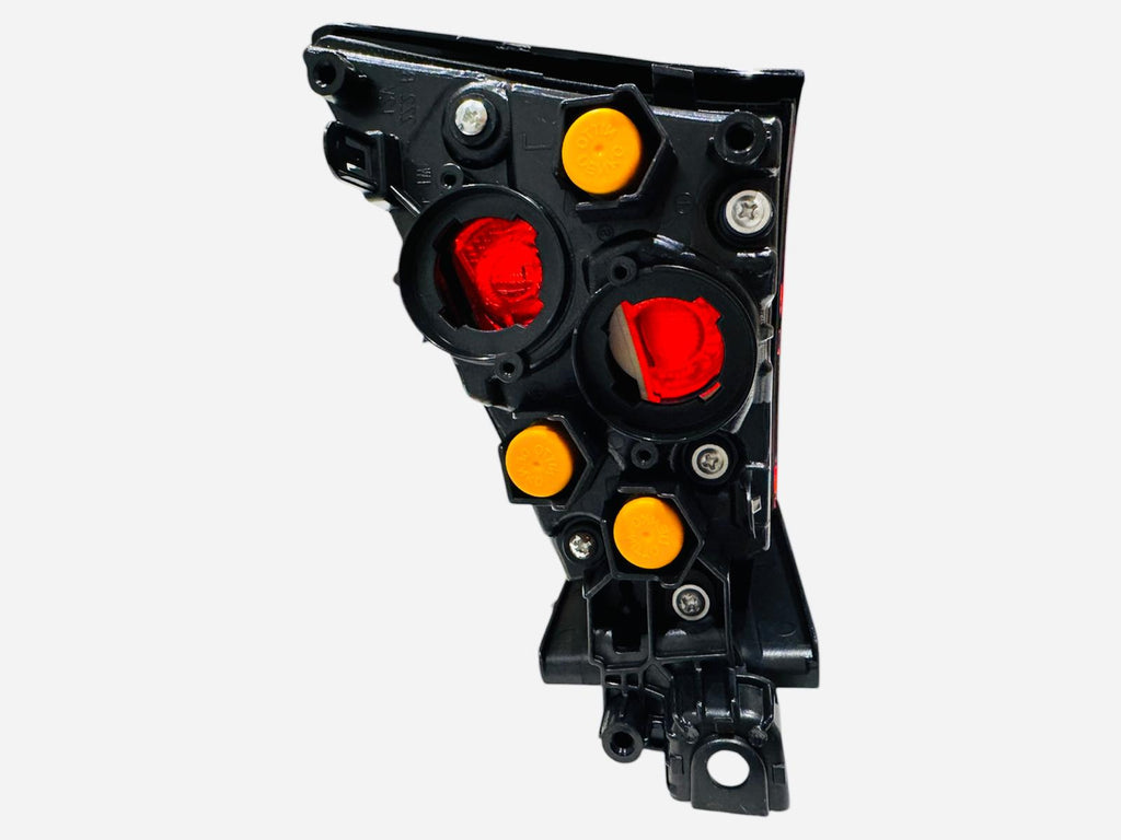 Rear Lower Outer Tail Light Lamp For Toyota Prius 2019-2021 Right Driver Side