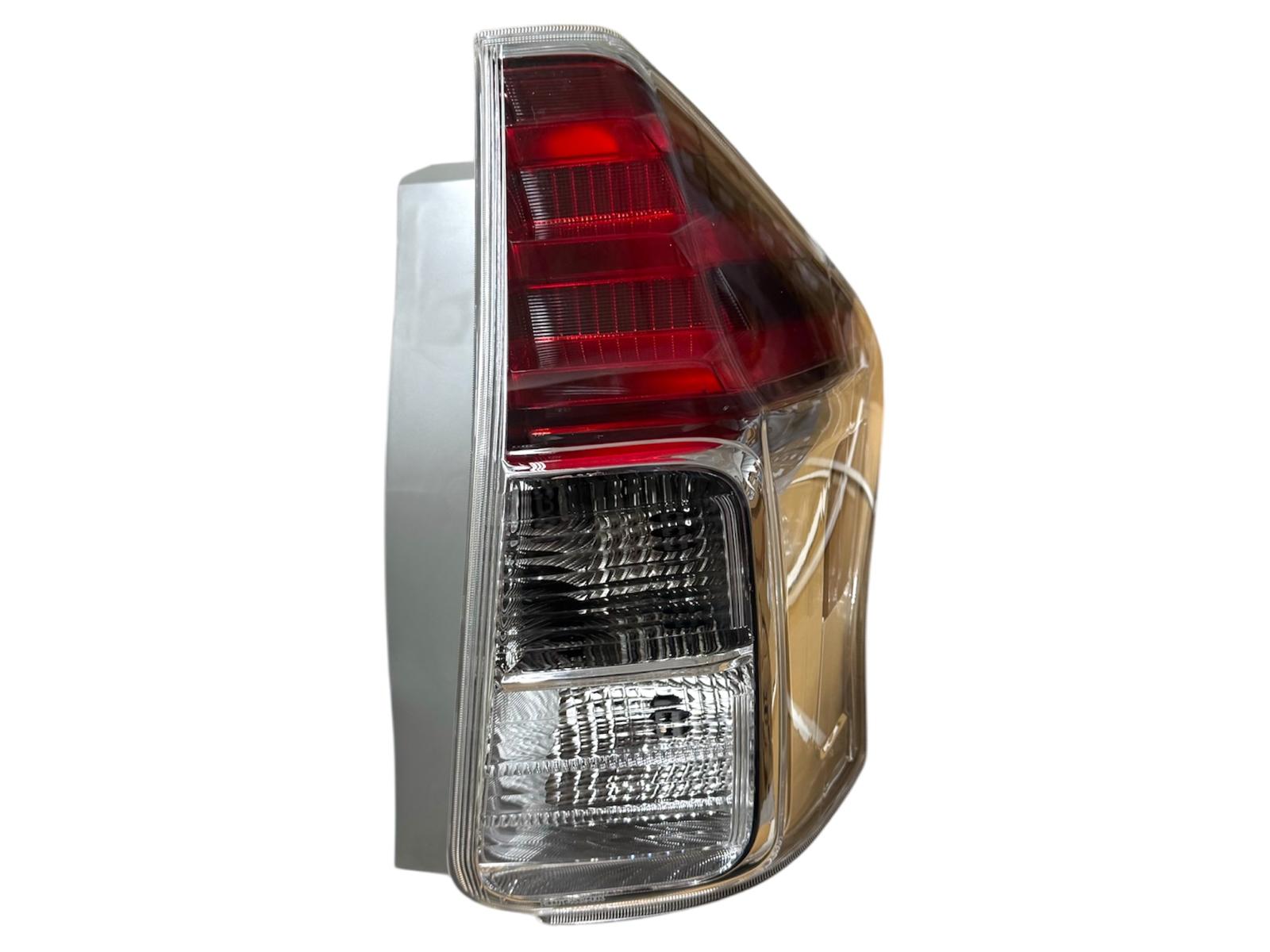 Rear Tail Light Lamp For Toyota Prius Plus 2016-20 Right Driver Side Pure Bright