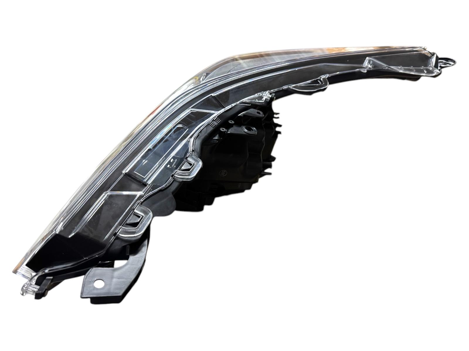 Headlight Fits For Toyota Prius (UK Models Only) 2019-2022 Right/Driver Side LED