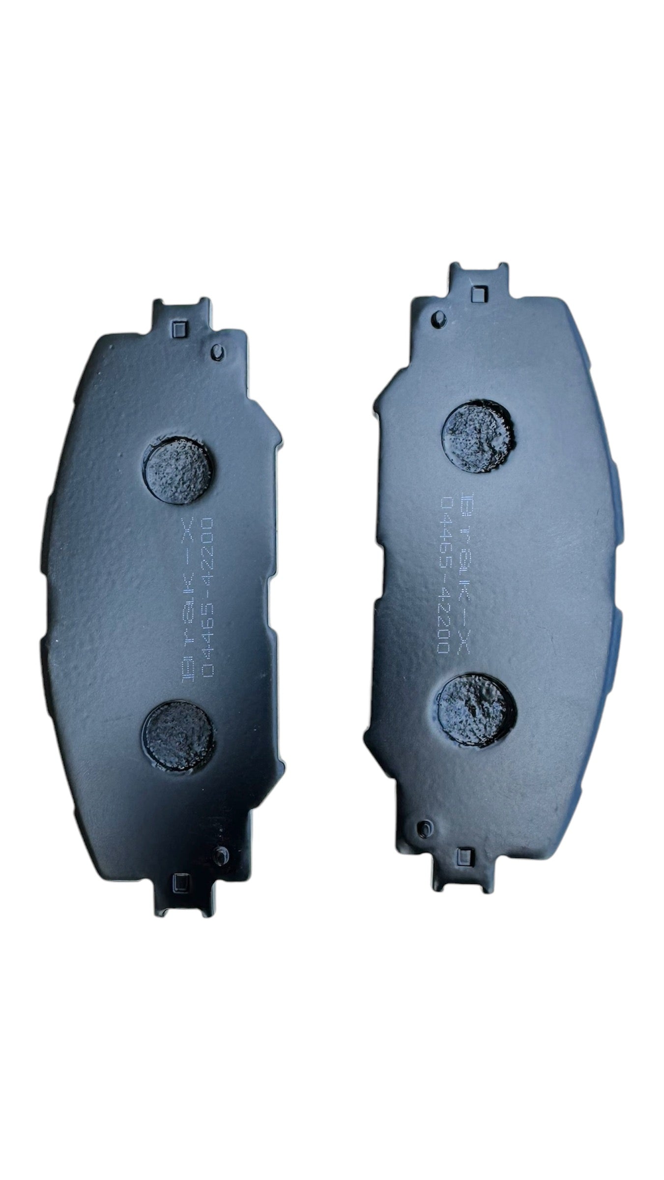 Front Brake Pads Set For Toyota Prius Plus Japan 2012-2018 04465-42200 Ceramic