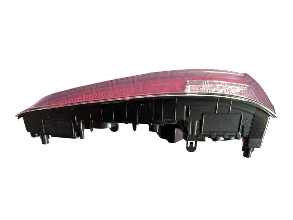 Rear Lower Tail Light Lamp For Toyota Prius 2016-2018 81591-47010 Right Side